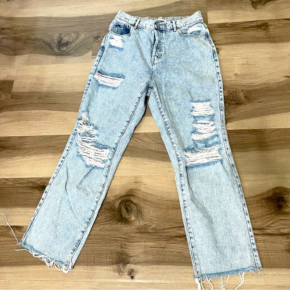 PACSUN Distressed Light Wash Jeans Size 28